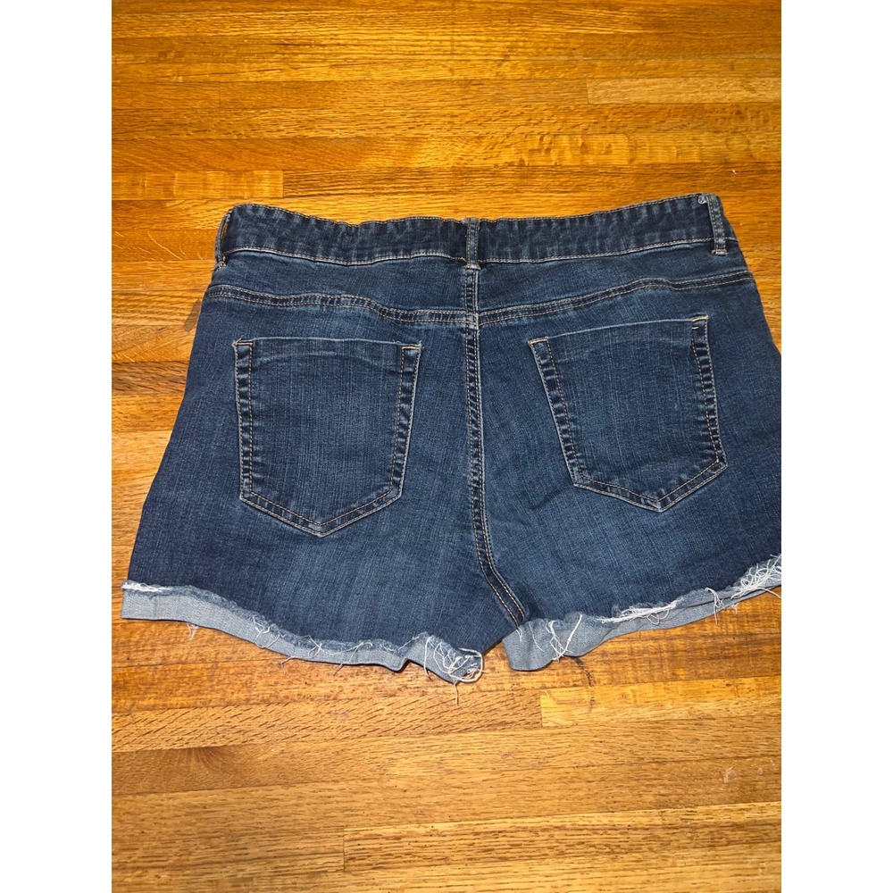 Route 66 Women 12 Blue Denim Jean Dark Wash Distressed Raw Cuffed Hem Shorts - Picture 5 of 6